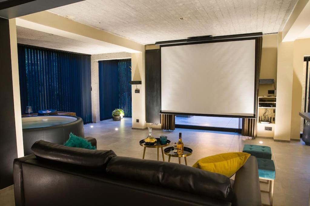 Buenas Noches Villa Standing Piscine & Wellness Boncelles Exteriör bild