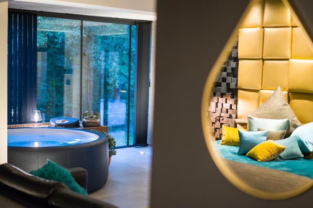Buenas Noches Villa Standing Piscine & Wellness Boncelles Exteriör bild